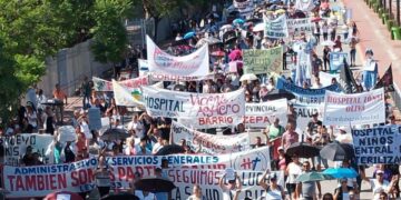 «Más de 500 pacientes esperan una cirugía»