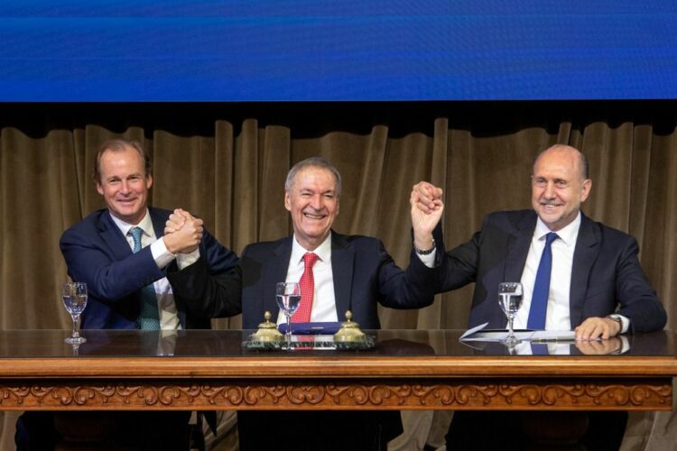 "Un país que necesita dólares, debe dejar de poner cepos y trabas a quienes son capaces de generar dólares” 