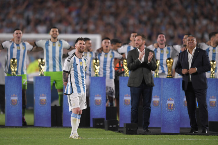 Los héroes de Qatar tuvieron su inolvidable fiesta en el Monumental