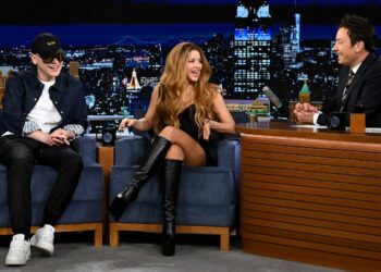 Shakira y Bizarrap en el show de Jimmy Fallon
