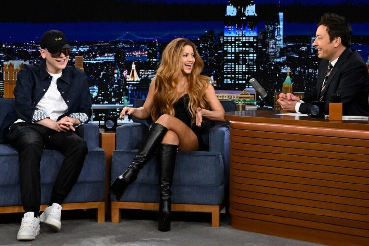 Shakira y Bizarrap en el show de Jimmy Fallon