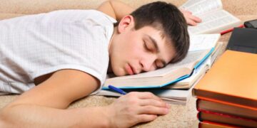 Más del 70% de los adolescentes argentinos tienen «somnolencia diurna»