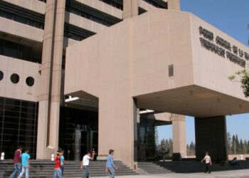 Por el calor extremo, una resolución autorizó a empleados judiciales a retirarse del trabajo