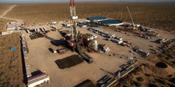 La producción nacional de petróleo creció un 9,9% interanual en enero