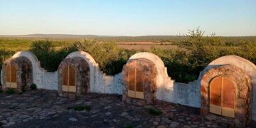 Un hombre que afirma ser “enviado de Dios” se filmó destruyendo el oratorio de Caminiaga