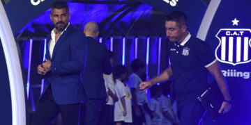 Gandolfi, tras golear a Barracas: «El resultado es más que justo ante un rival que no pateó al arco»