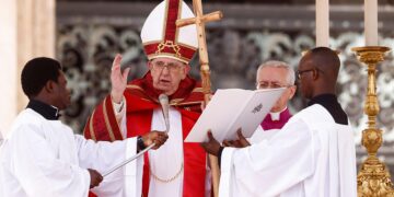 Luego de recibir el alta, el Francisco encabezó la misa del Domingo de Ramos