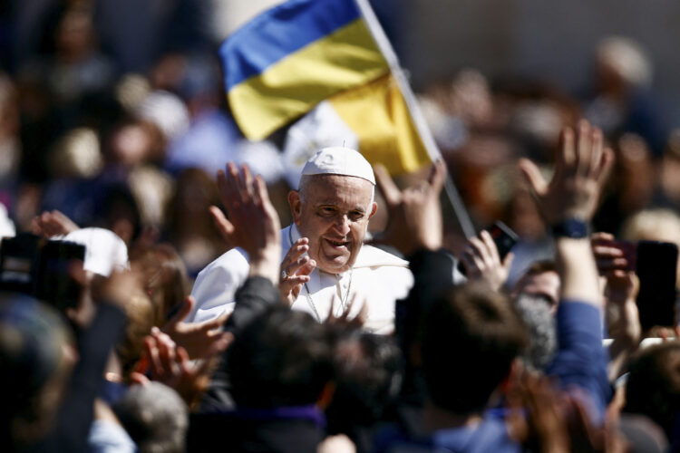 El papa Francisco pidió por la paz en Ucrania y luz sobre Rusia