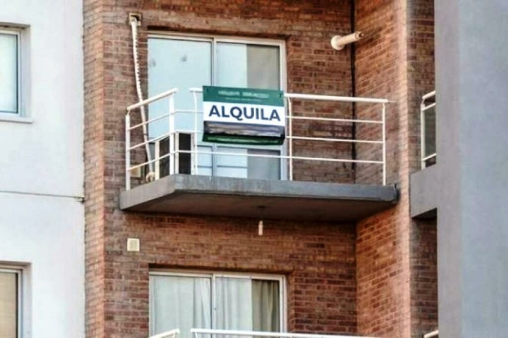 El gobierno estudia suspender la ley de alquileres
