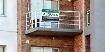 El gobierno estudia suspender la ley de alquileres