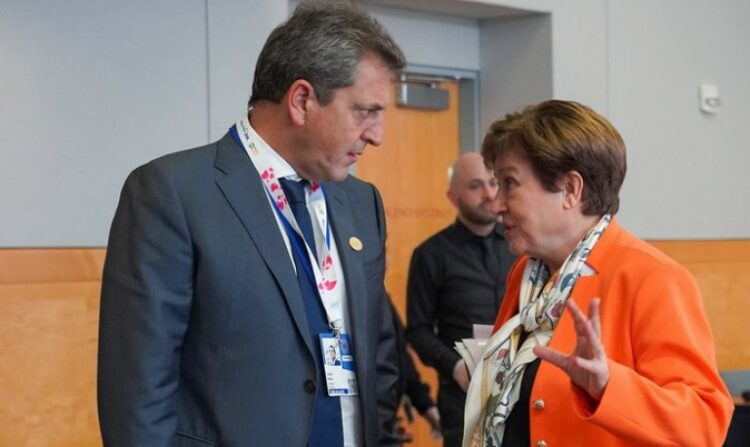 Argentina pagará hoy al FMI los vencimientos con DEG y yuanes