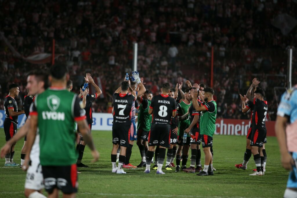 Como local, Instituto cayó ante Central Córdoba