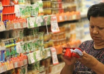 Los motivos por los que los precios de los alimentos aumentan más en Argentina que en otros países de la región