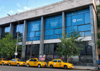 El Banco Nación presentó una oferta de cuentas bancarias dirigida a adolescentes