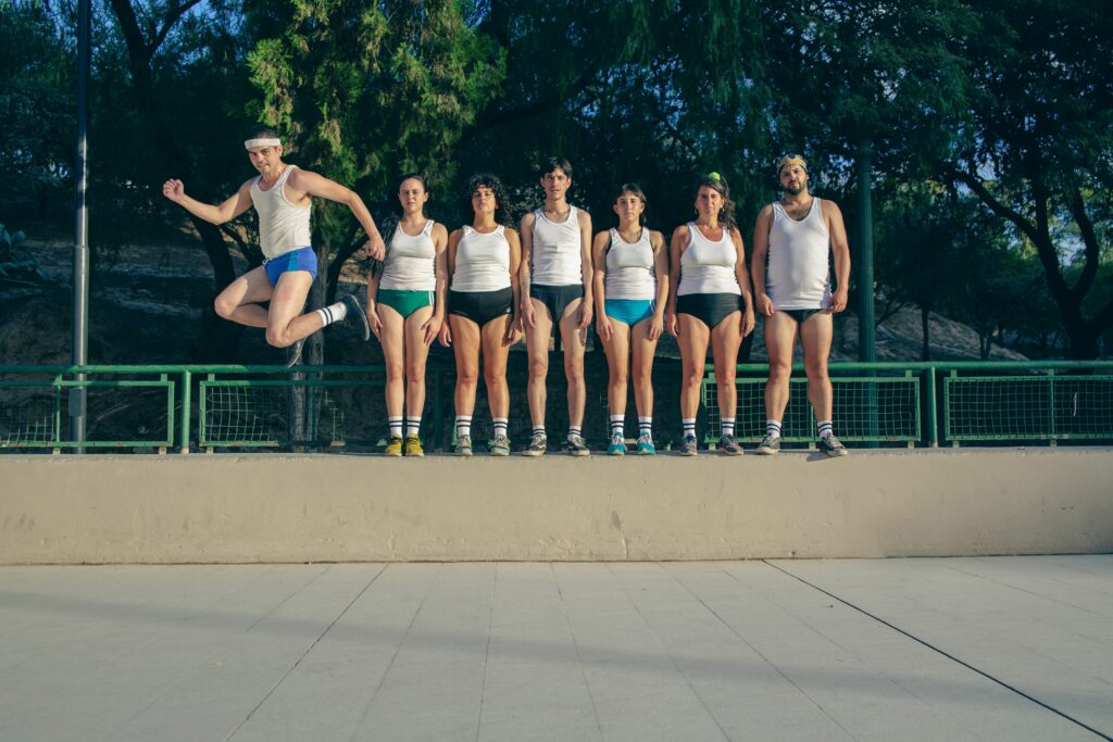 Siete atletas del corazón en un polideportivo actoral