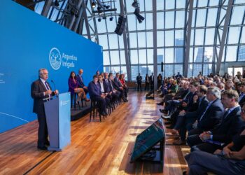 Alberto Fernández llamó a bajar «tanto barullo en la política»