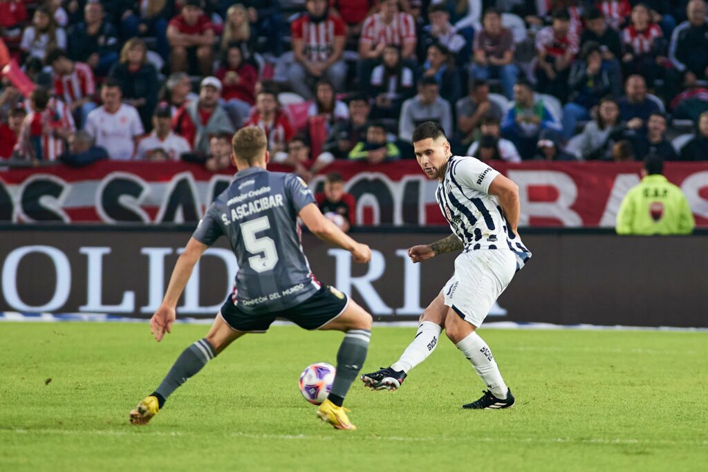 Talleres cayó ante Estudiantes y perdió una chance de subirse a la cima del torneo