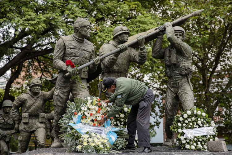 Se realizó el acto por el Día del Veterano de Malvinas en la ciudad