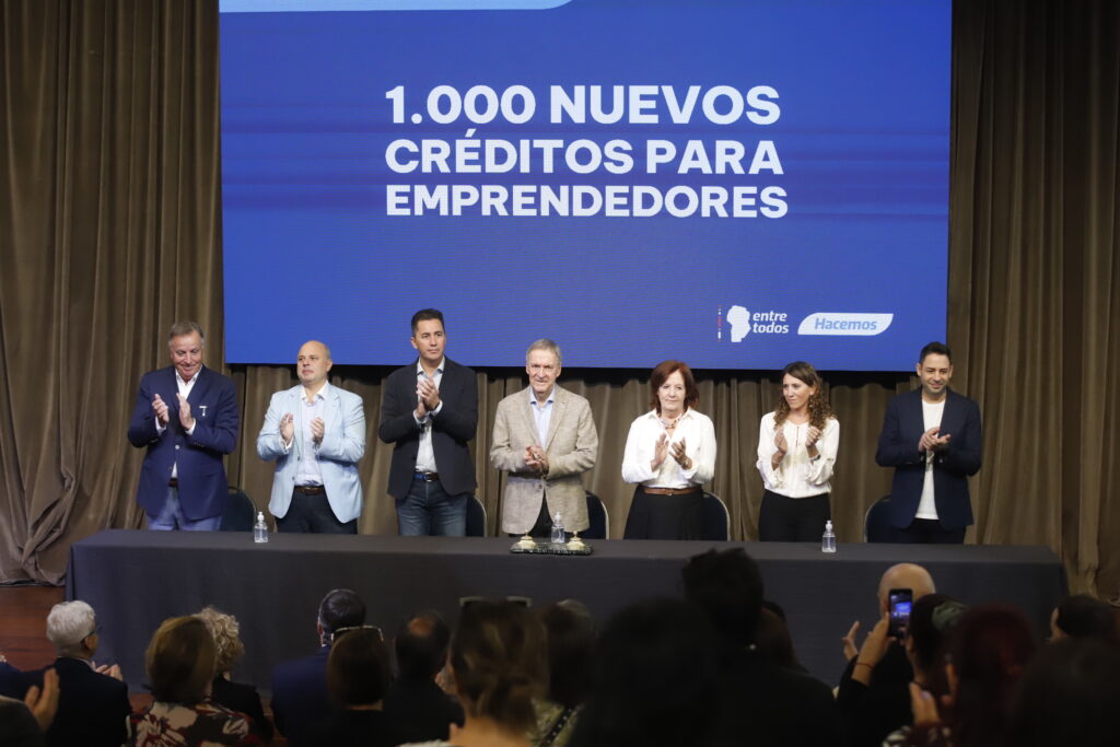 La Provincia presentó 1.000 nuevos créditos sin interés para emprendedores