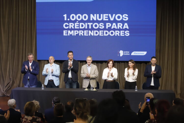 La Provincia presentó 1.000 nuevos créditos sin interés para emprendedores