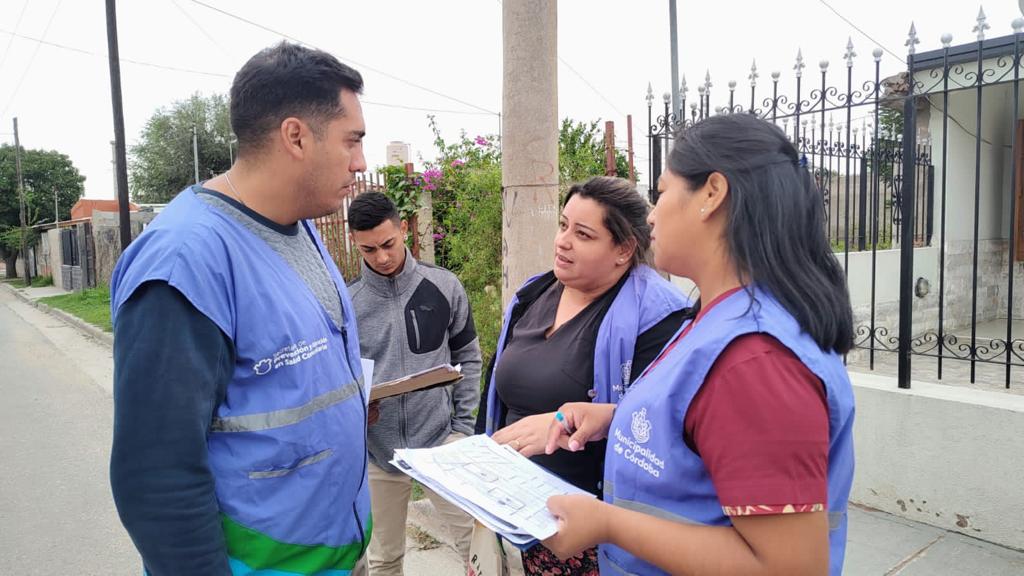 Ante el aumento de casos de dengue, fumigan en distintos barrios de la ciudad