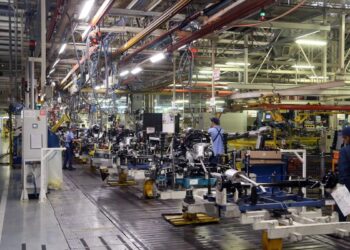 El Ministerio de Economía informó que la industria creció 0,7%