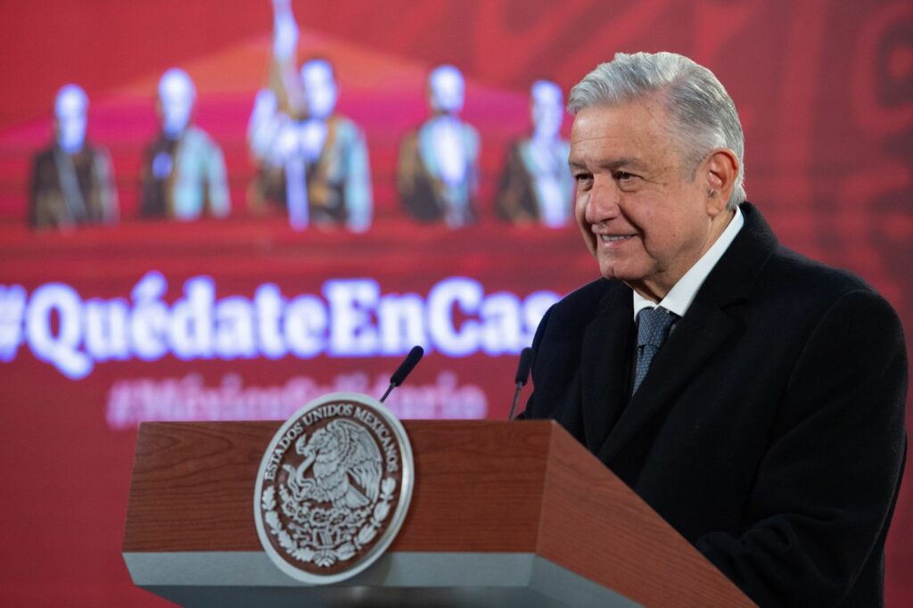 López Obrador estatizó 13 plantas de generación eléctrica