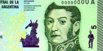 Ofrecen hasta $10.000 por un tipo de billete de $5 con características particulares