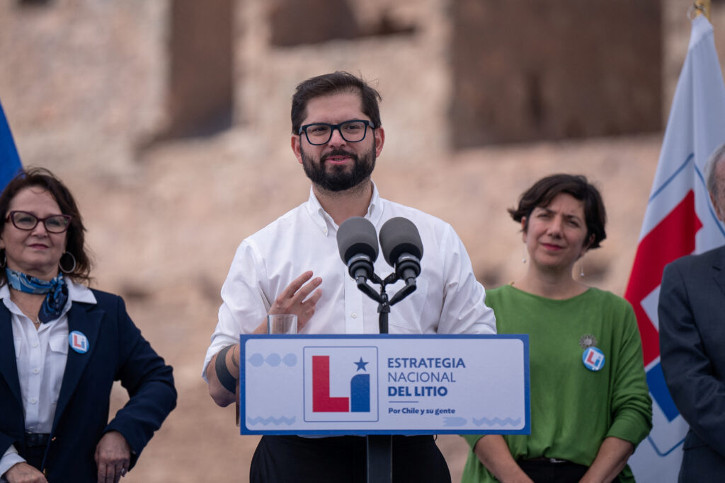 Boric presentó su estrategia sobre el litio ante empresarios chilenos