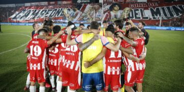 Instituto se recuperó y volvió al triunfo ante Vélez