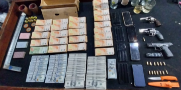 Desarticularon un casino ilegal en Berrotarán: 20 personas detenidas y 8 millones de pesos confiscados