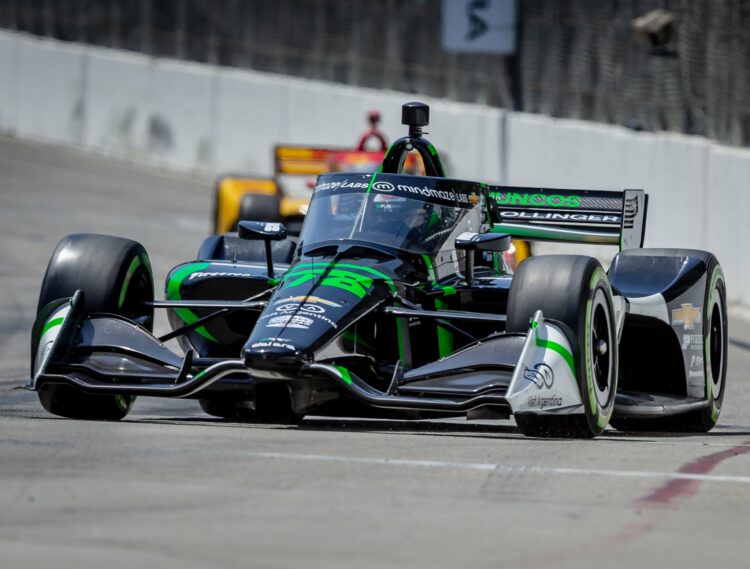 Agustín Canapino lideró una vuelta, se accidentó y abandonó en Long Beach