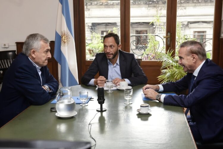 Titulares de la coalición JxC manifestaron su "preocupación por la fragilidad económica" del país
