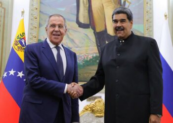 En Caracas, Lavrov se reunió con sus pares regionales