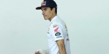 Márquez, otra vez afuera