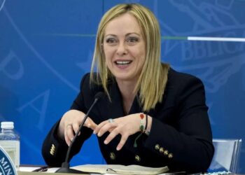 Meloni recibe fuertes críticas por sus términos supremacistas