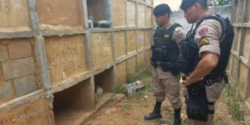 Como venganza, la sepultaron viva en un nicho del cementerio