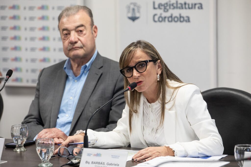 Comenzó el tratamiento de la ley de equipos de Salud
