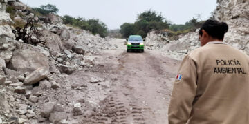 La Policía Ambiental detuvo actividades mineras en cuatro canteras de Calamuchita
