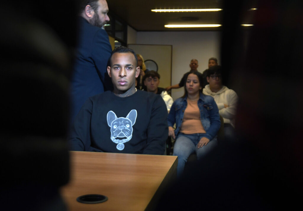 La ex pareja de Villa declaró que el jugador "se ponía violento" cada vez que tomaba alcohol