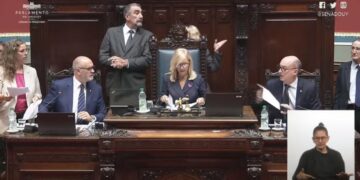 Uruguay aprobó la reforma que amplía la edad de jubilación