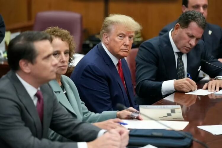 Acusado de 34 delitos, Trump se declaró no culpable ante el juez