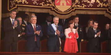 La Provincia celebró la Velada Patria Protocolar en la víspera del 25 de Mayo