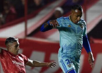 Boca se llevó la victoria en La Paternal frente a Argentinos en los últimos minutos