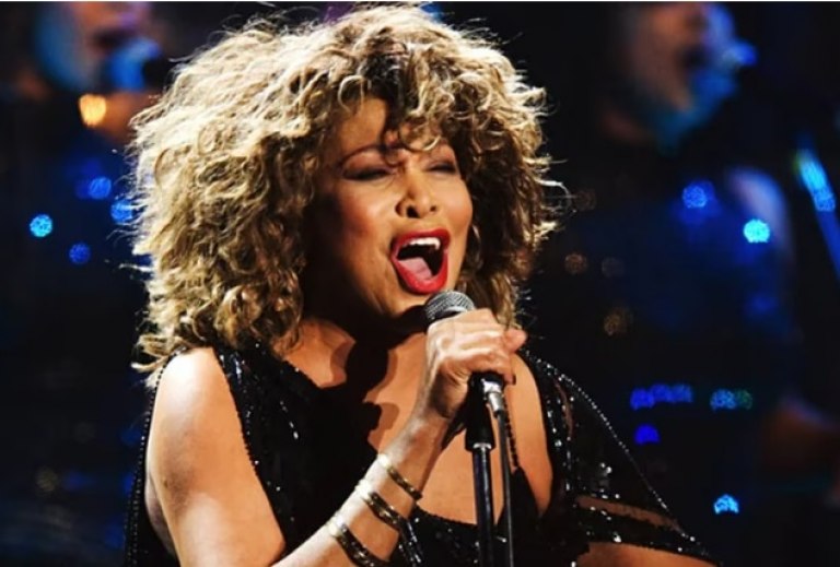 Falleció Tina Turner, la legendaria "reina del rock", a los 83 años