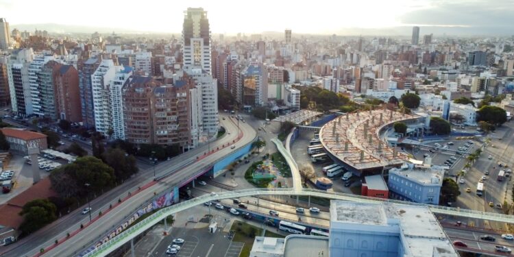 Ciclovía elevada: una propuesta en altura para los ciclistas cordobeses