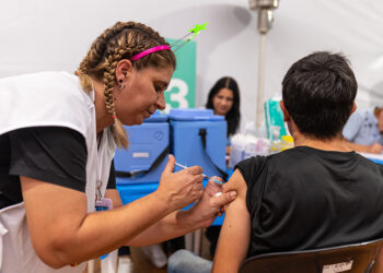 Una por una, cuáles son las vacunas que deben aplicarse previo al invierno