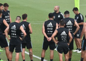 Mascherano oficializó la lista