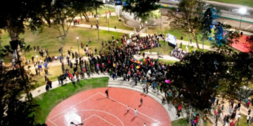 Realizan un torneo relámpago de básquet 3×3 para todo público