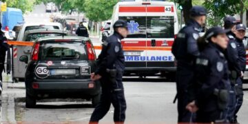 Un adolescente mató a ocho alumnos y a un guardia de seguridad en una escuela de Belgrado